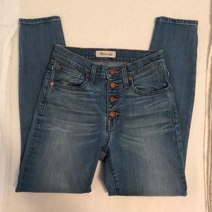 9” high rise skinny crop